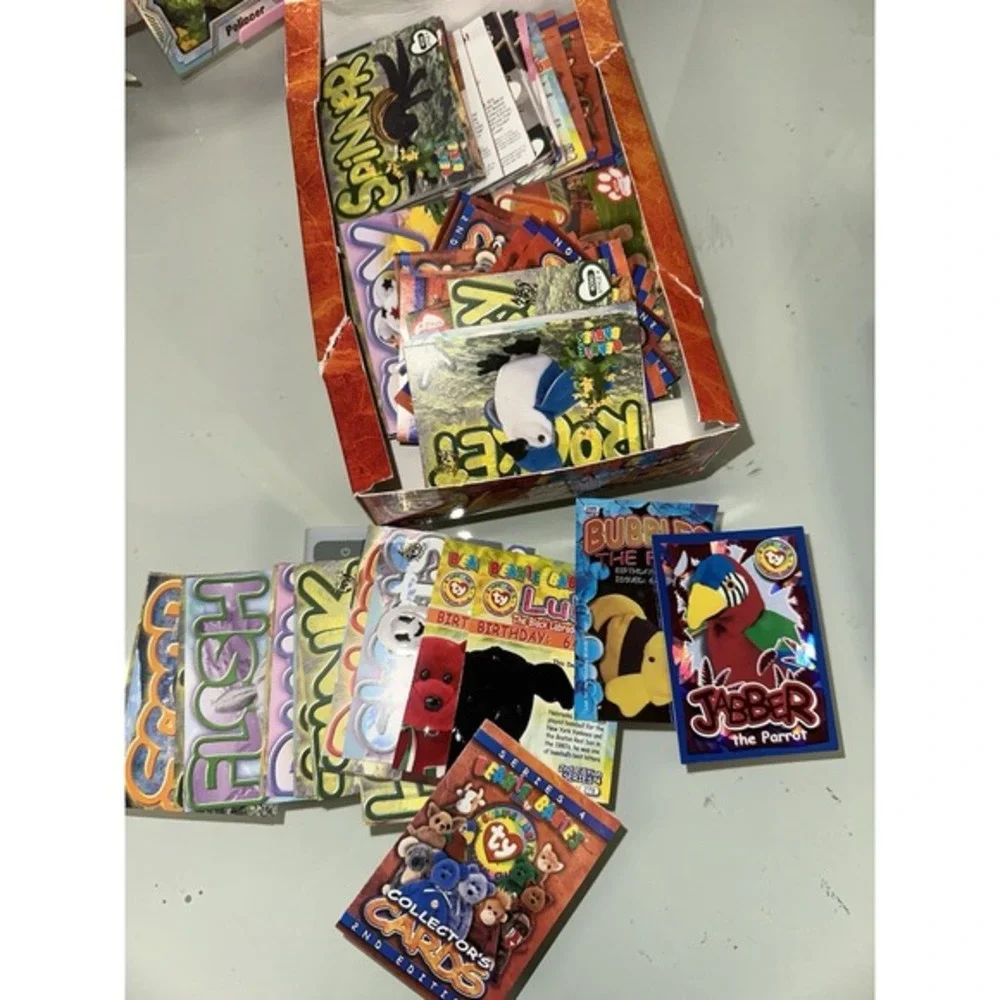 Open box full of beanie babies cards! holos, open box, bulk, shiny‎